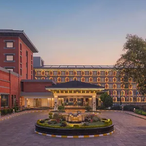 The Soaltee Kathmandu, Autograph Collection ***** Катманду
